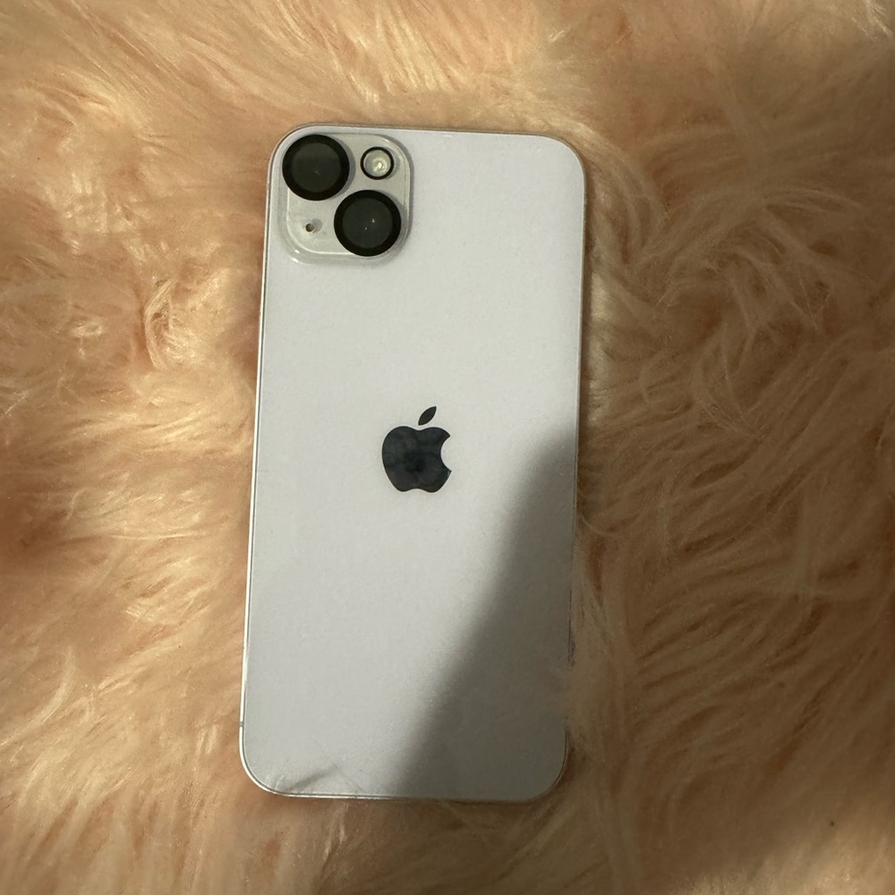 iPhone 14 Plus